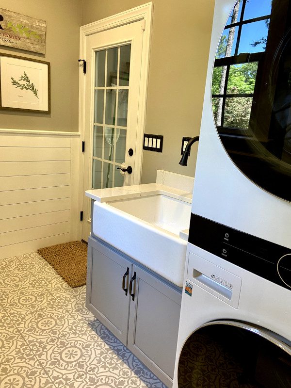 Pantries, Laundry Rooms, and Entryways
