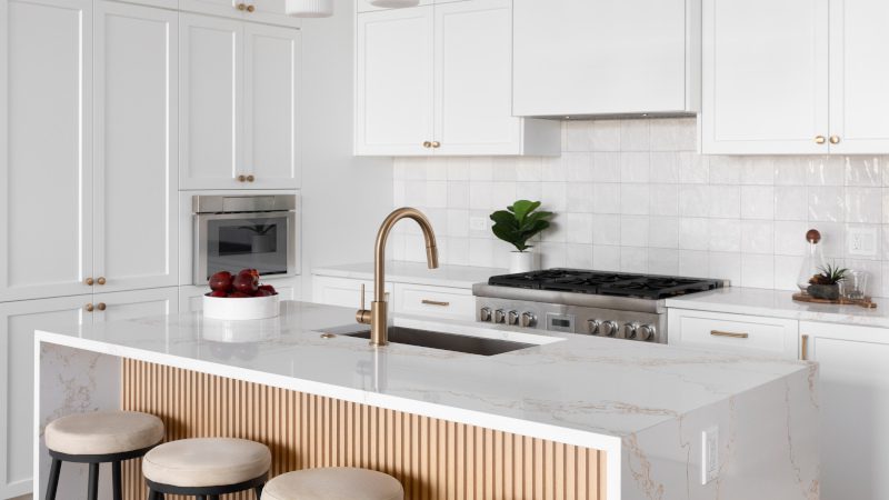 Through-Body and Non-Through-Body Countertops Explained: Design Benefits, Edge Profiles & More
